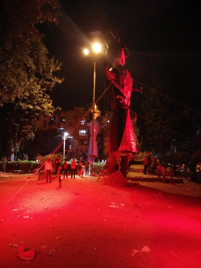 Triangle Park - Lajpat Nagar - 5