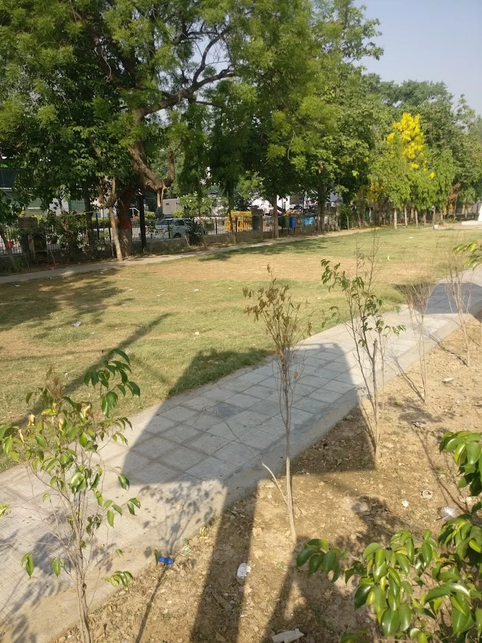 Lajpat Nagar Park - 7