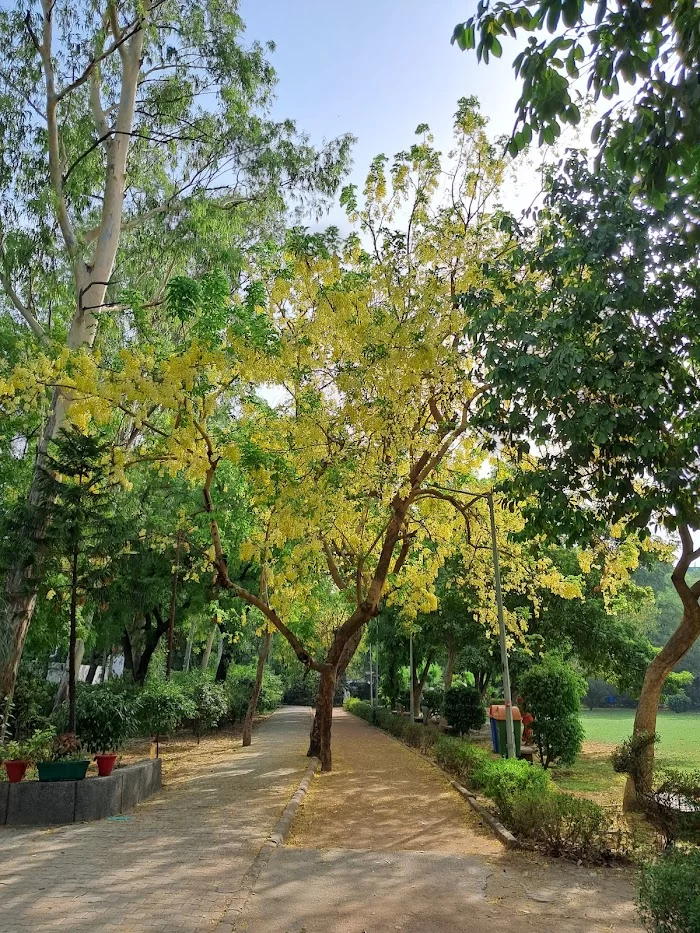 Neeti Bagh Park - 6