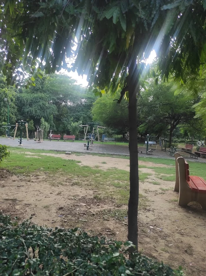 Park Gulmohar - 4