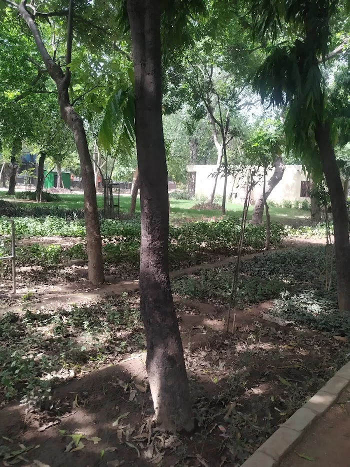 District Park ( DDA ) - 7