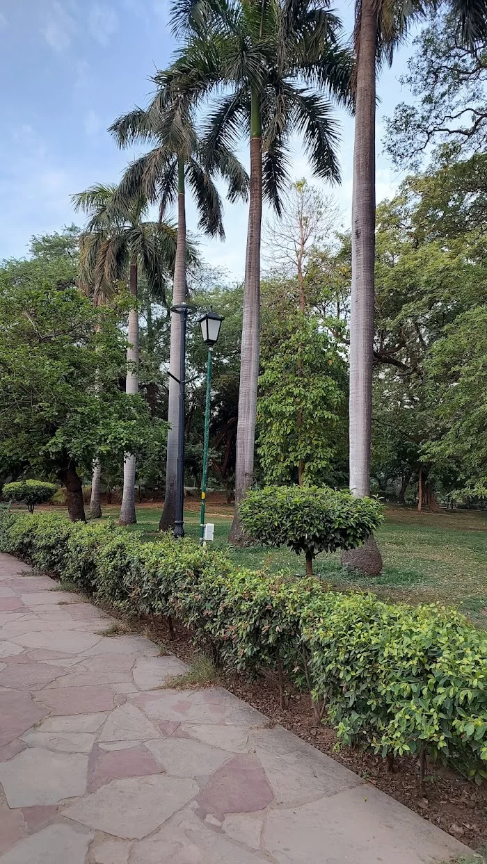 Running track lodhi garden - 3