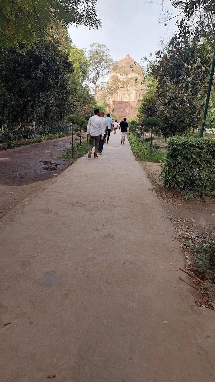 Running track lodhi garden - 2