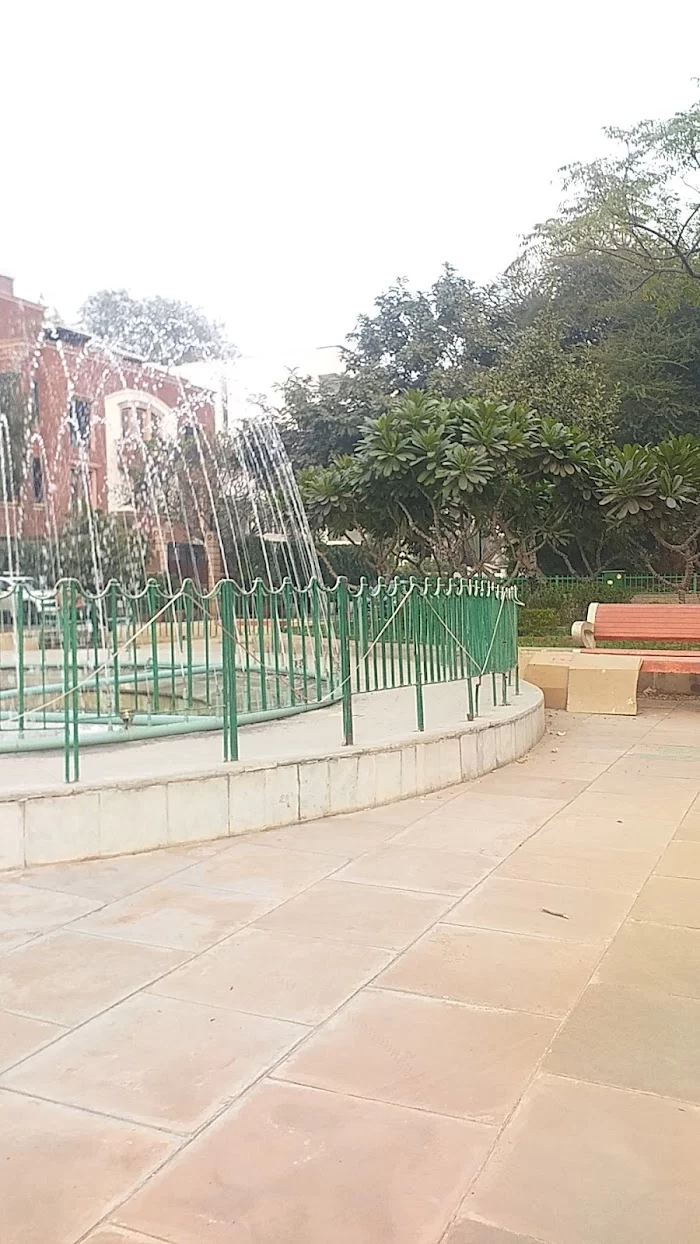 Jor Bagh Fountain - 2