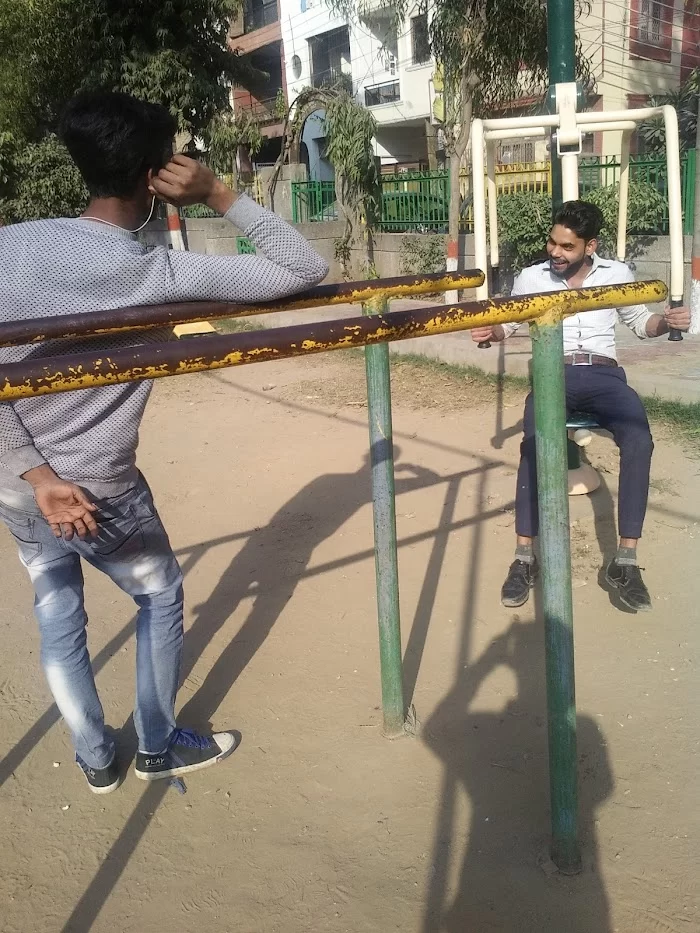 Sardar Kuldip Singh Sahni Park - 5