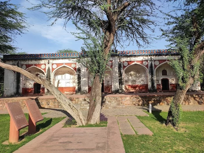 Mirza Muzaffar Hussain’s Tomb - 2