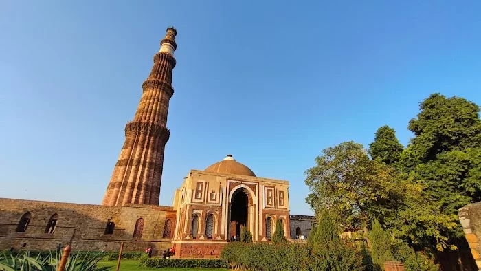 Qutub Minar Park - 0