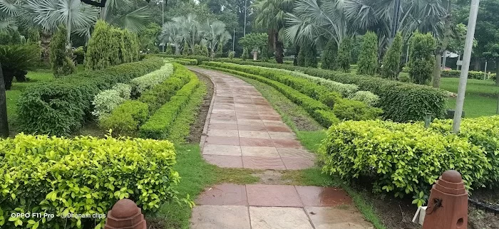 Rani jha park - 4