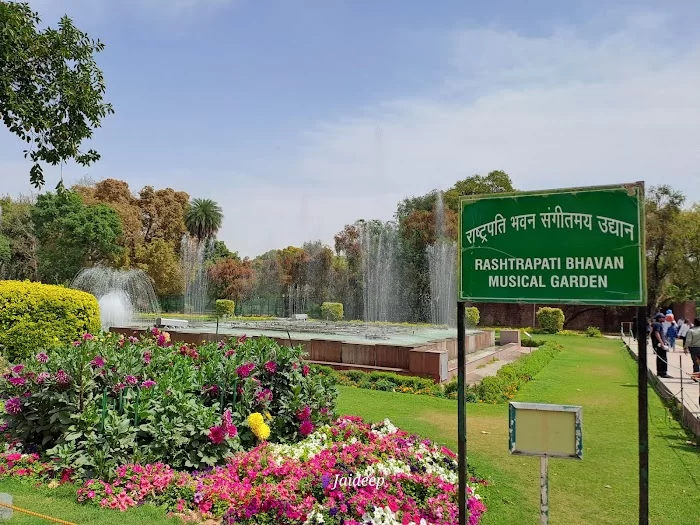 Musical fountains of Rashtrapati bhavan - 3