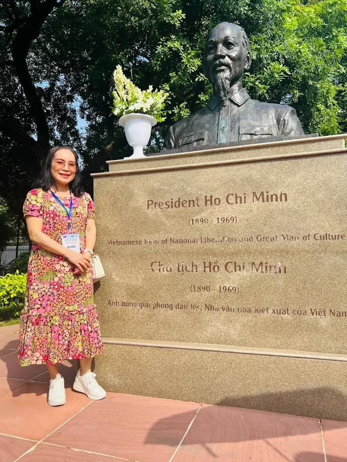 President Ho Chi Minh Bust - 1