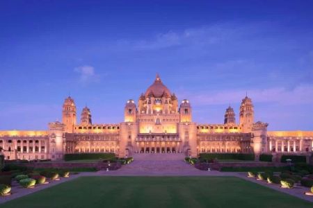 Luxury Accommodations India Tours: Discover Unforgettable Stays Across the Country