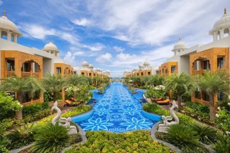 Top Resorts in India: Luxury, Beachfront, and Family-Friendly Escapes