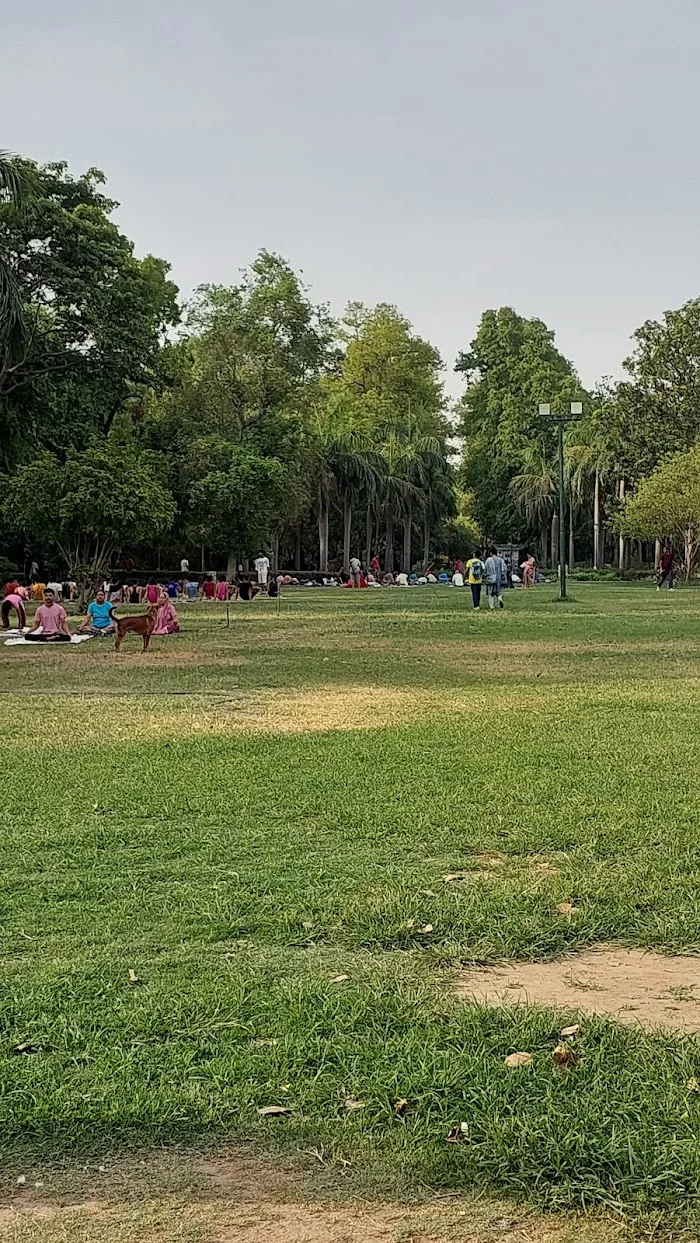 Lodhi Garden meditation area - 1