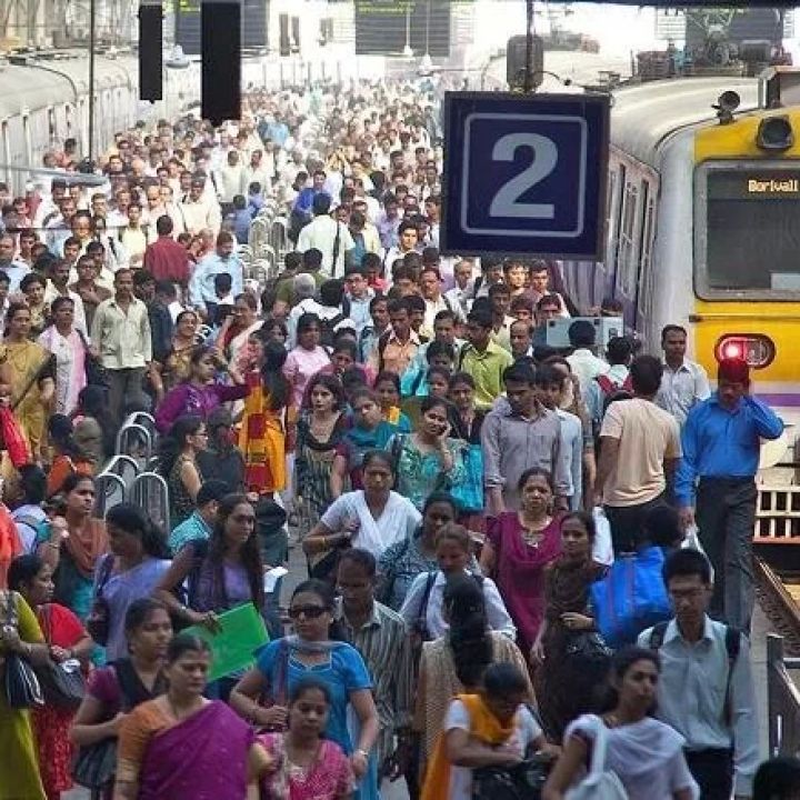 How to Travel India Using Public Transportation: A Comprehensive Guide