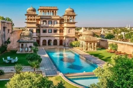 Experiencing Royal Rajasthan: Luxury Palace Stays and Heritage Travel