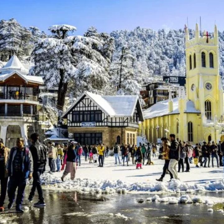 Explore the Best Hill Stations to Visit in India for a Refreshing Escape
