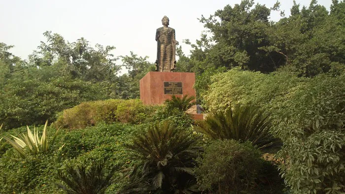 Mansarovar Park, Noida - 8