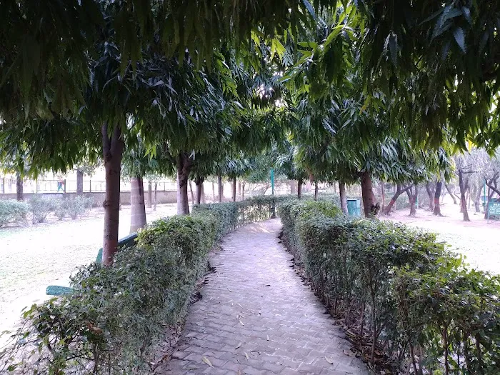Mansarovar Park, Noida - 9
