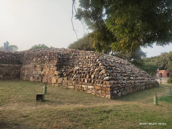 Qila Rai Pithora Park - 2
