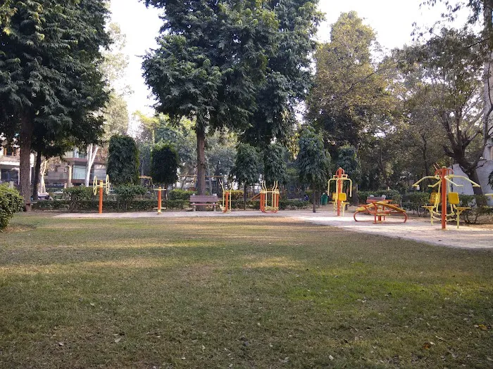 Radha Raman Park - 0