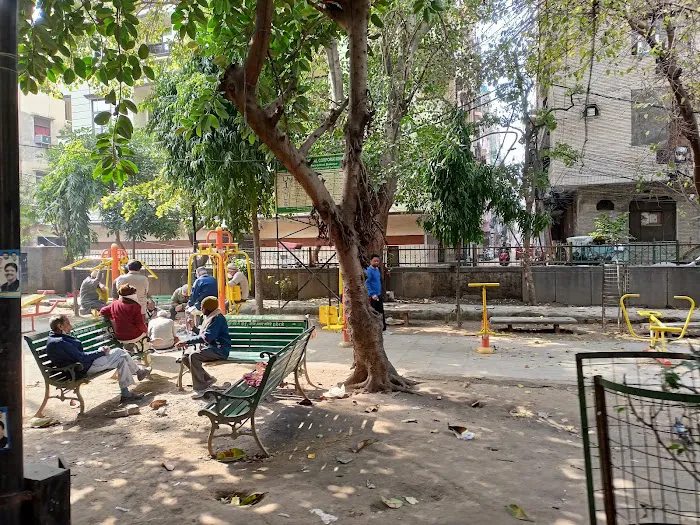 Mahila Park - 0