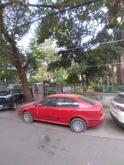 A block park and garden 2 - 3