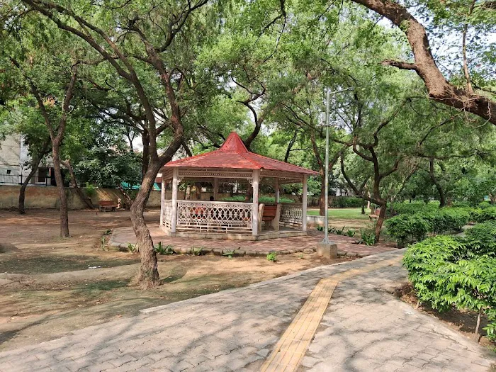 A Block Park and Garden - 3