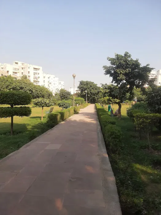 Tikona Park - 0