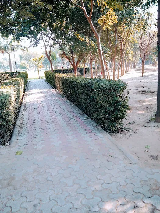 Park Gate 3 - 6