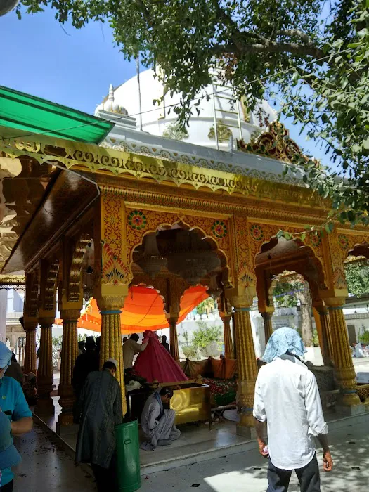 Qutub Sahib Park - 0