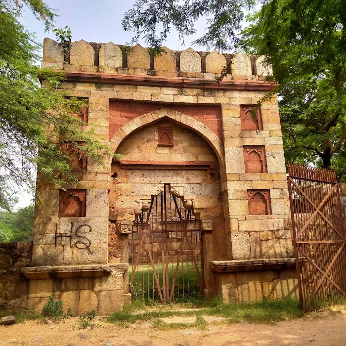 Jamali Kamali Park - 4