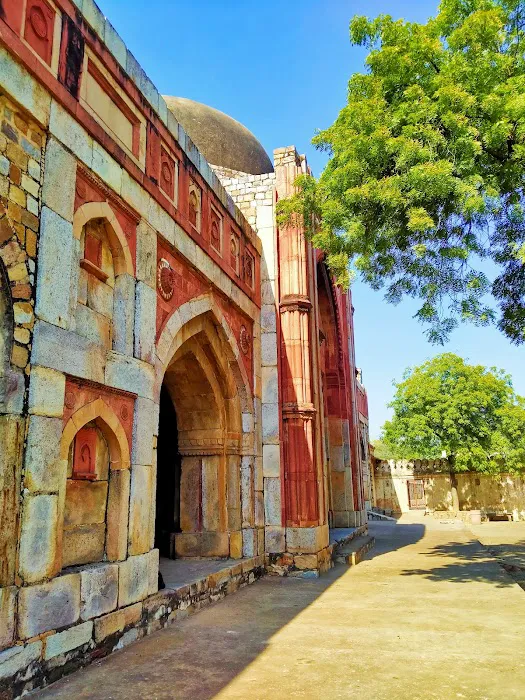 Jamali Kamali Park - 3