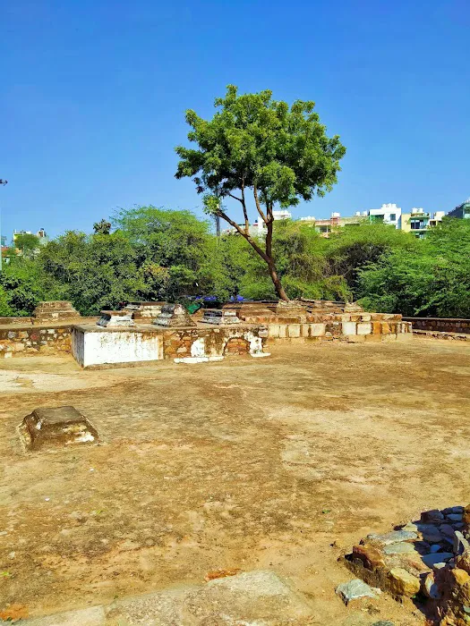 Jamali Kamali Park - 5