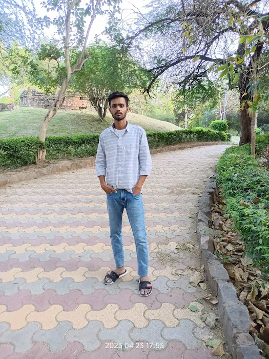Jamali Kamali Park - 6
