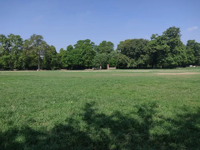 Roshanara Garden - 5