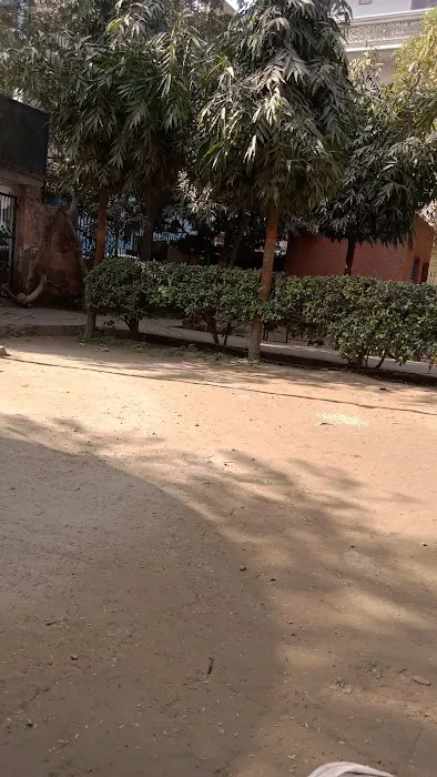 Block 4 Park - 1