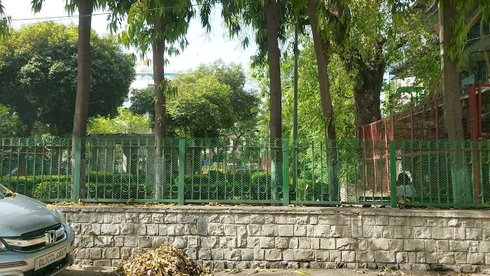 61 Block Park - 1