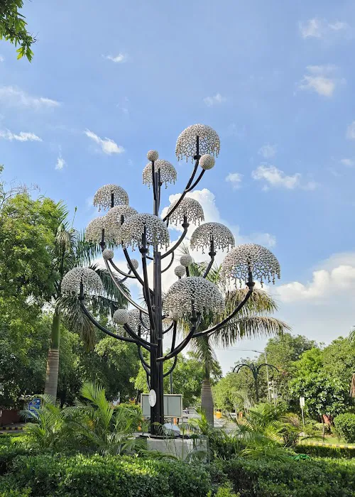 Log kalyan Marg Roundal - 2