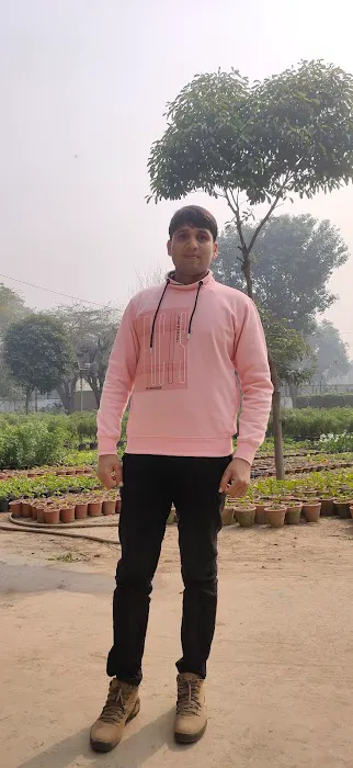 Cpwd race course nursery .lok kalyan Marge ,New Delhi - 7