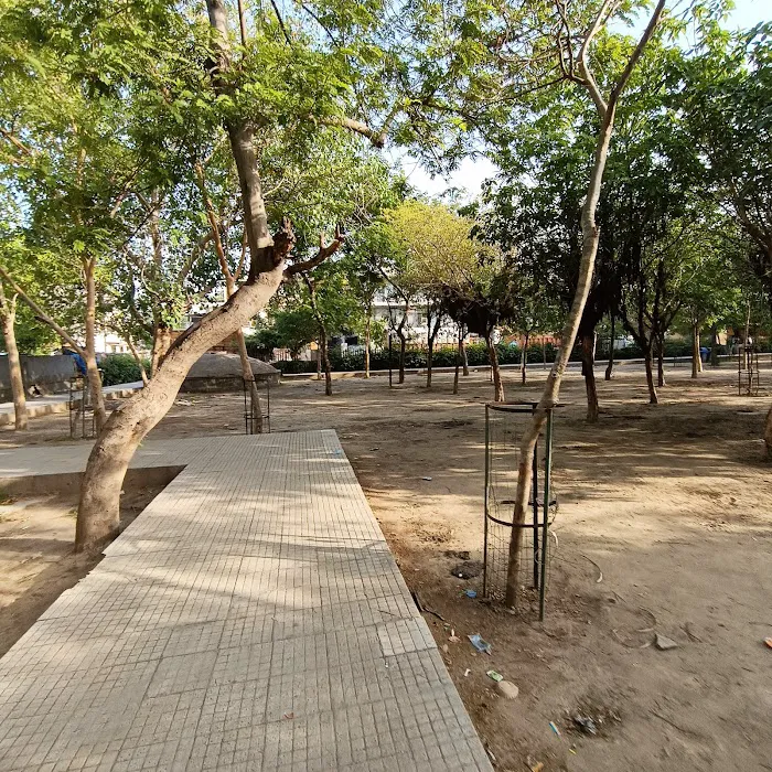 Park Sector 6/7 Noida - 6