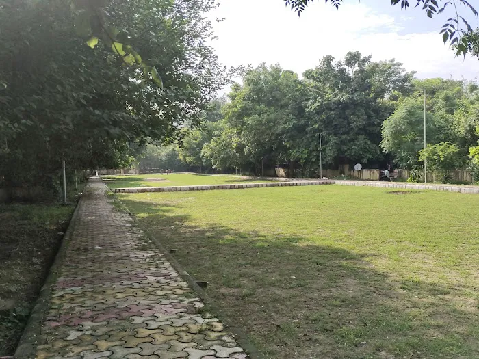 DMS PARK - Sector 7 Pushp Vihar - 4