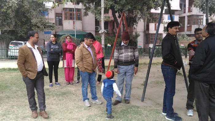 L Shape Park- Aram Bagh - 9