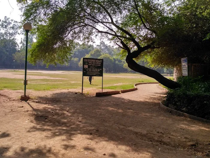 Sarvodaya Enclave Park - 2