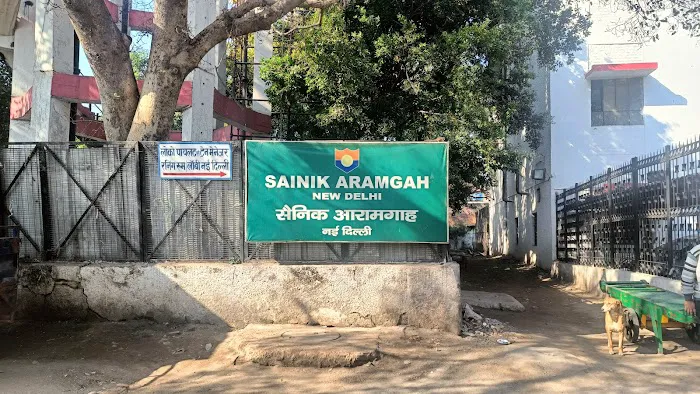 Sainik aramgah New delhi 55 - 1