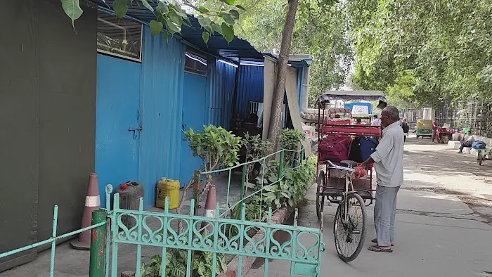 Sainik aramgah New delhi 55 - 3