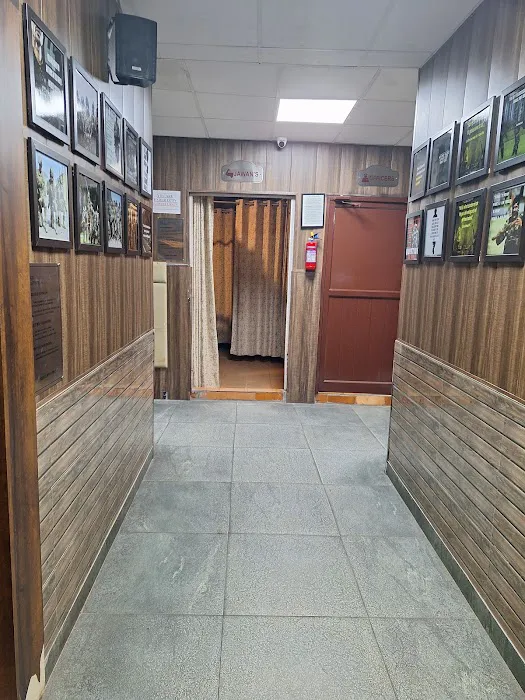 Sainik aramgah New delhi 55 - 9