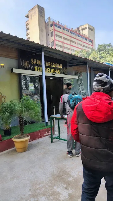 Sainik aramgah New delhi 55 - 8