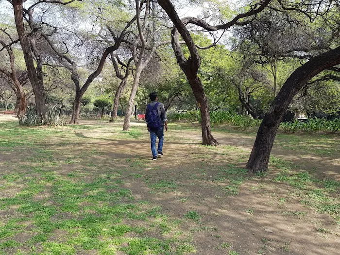 Greater Kailash R Block District Park - 0