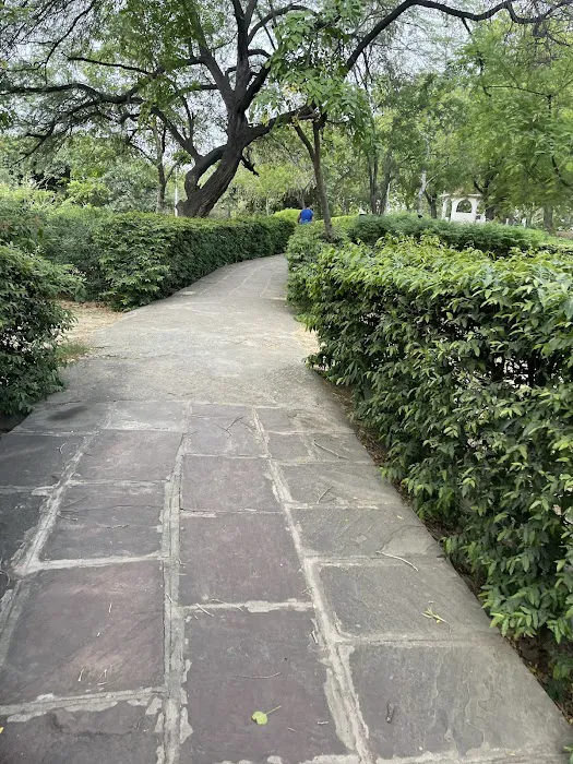 R Block Park - 5