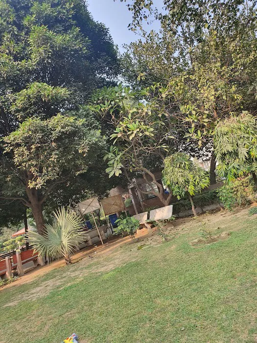 R Block Park - 4
